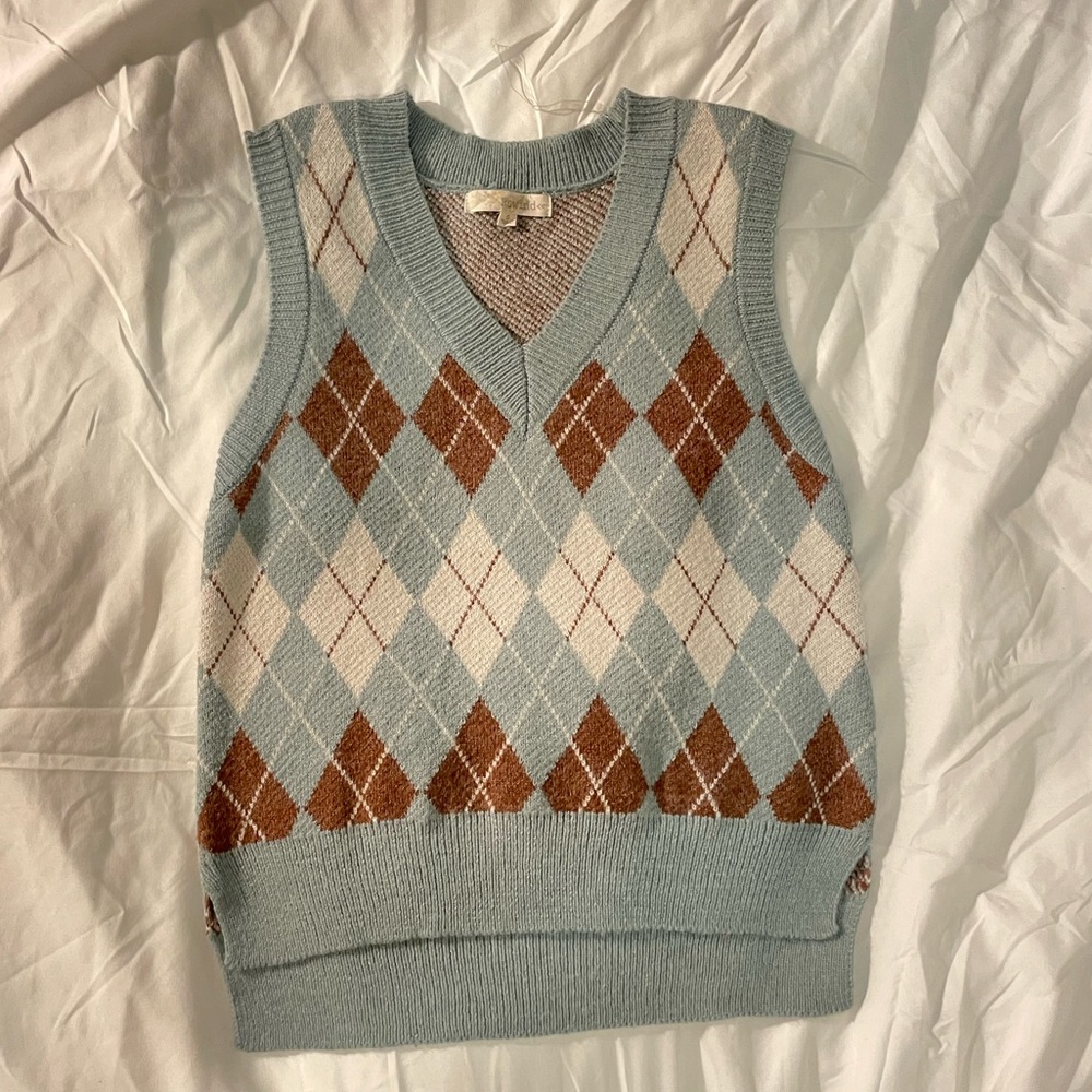 Sweater vest